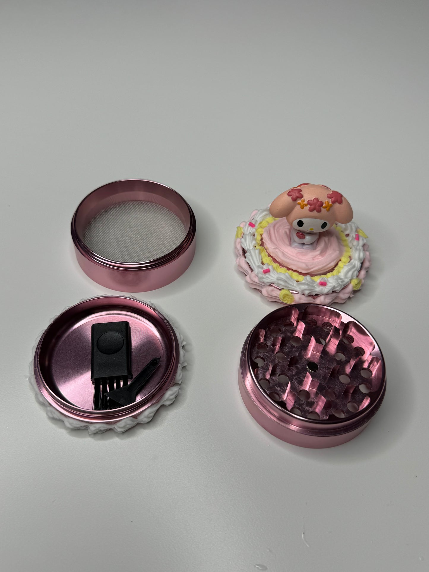 Sanrio grinder